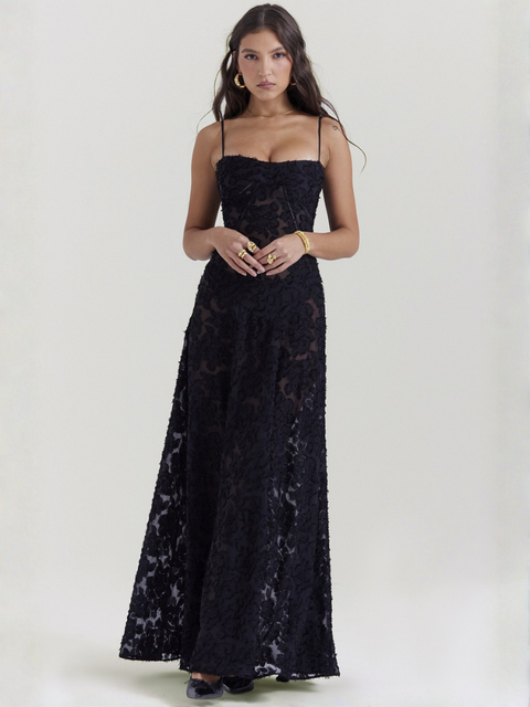 Longue robe noire dentelle