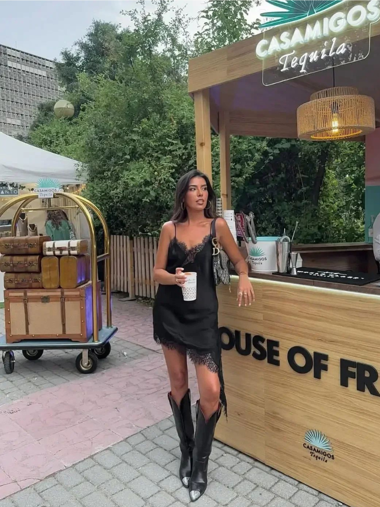 Robe bretelles noire