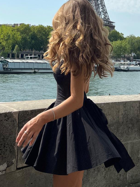 robe noire courte fluide