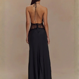 Robe noire dos nu