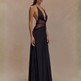 Robe noire dos nu
