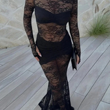 Robe noire transparente